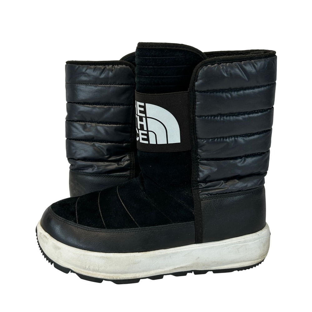 The North Face Nuptse Puffer Winter Boot Black White Waterproof Logo Strap 11